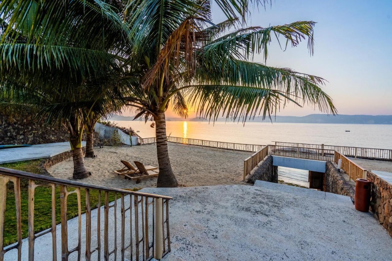 Inlight Lombok Beach Hotel Kuta  Ngoại thất bức ảnh