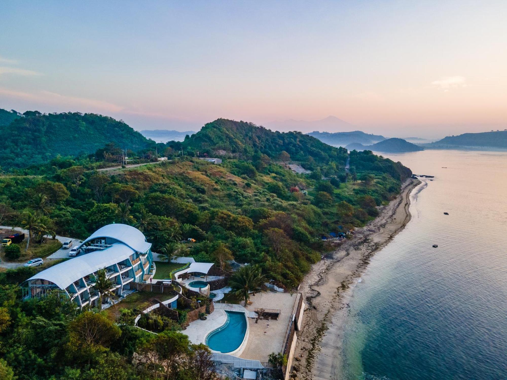 Inlight Lombok Beach Hotel Kuta  Ngoại thất bức ảnh
