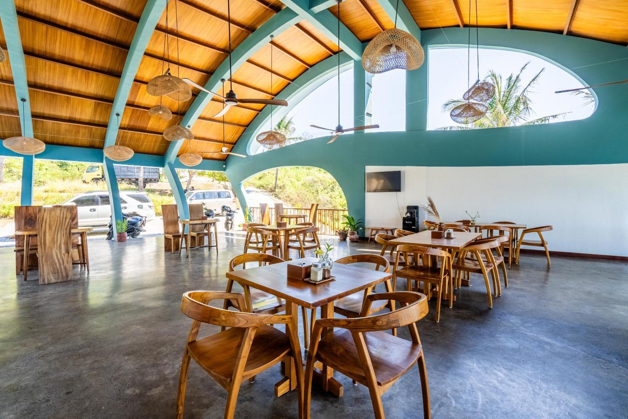 Inlight Lombok Beach Hotel Kuta  Ngoại thất bức ảnh