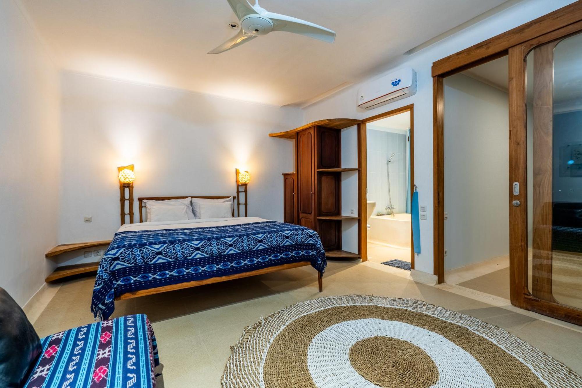 Inlight Lombok Beach Hotel Kuta  Phòng bức ảnh